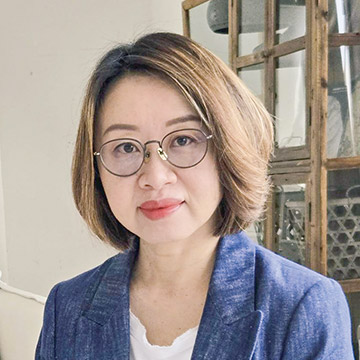 Photo of Ms. Maria Lam
